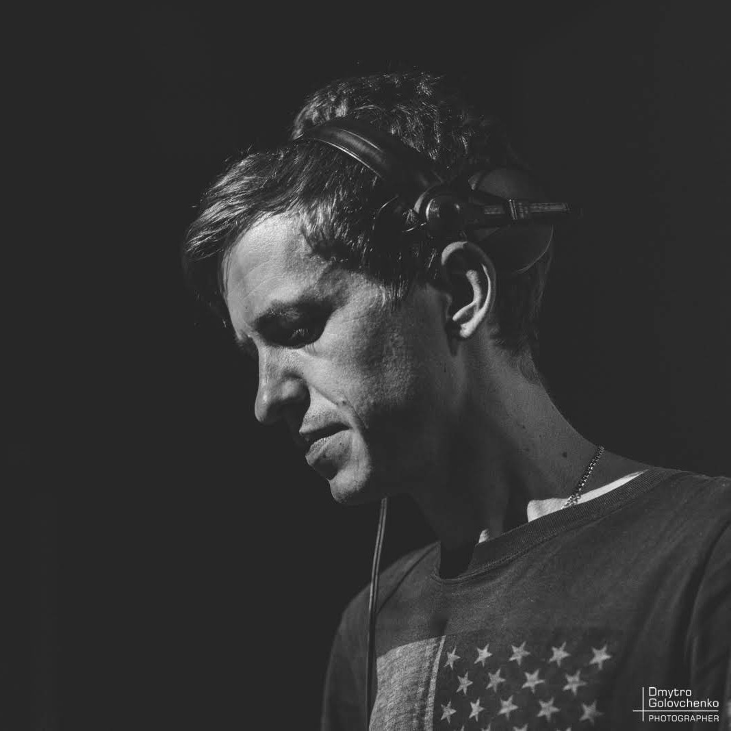 DJ Digital Nomad